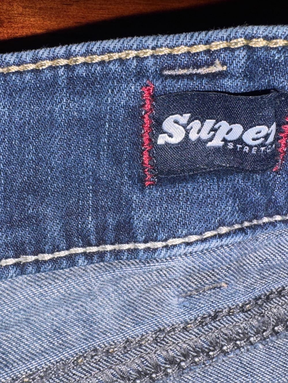 Silver Jeans Suki Mid Short Women's Medium Blue Denim Shorts - Picture 5 of 10